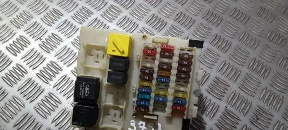 Ford Focus Fuse box set 98ag14a073cg 518239801