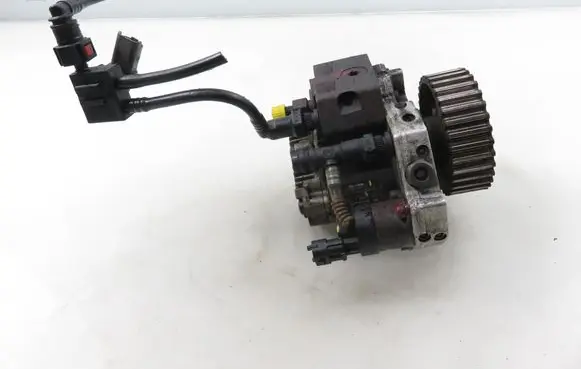 Renault Scenic II - Grand scenic II Fuel injection high pressure pump 8200108225 0445010075 0928400502