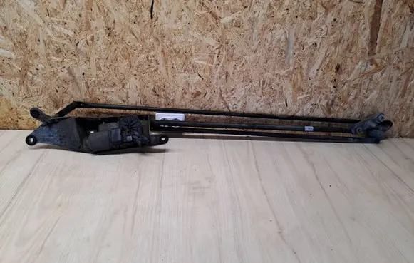 Renault Modus Front wiper linkage and motor 3397020635 8200141270