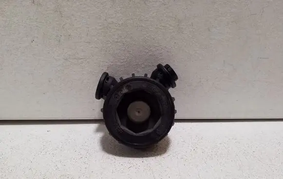 Audi Q3 8U Clutch pipe/line FM277001