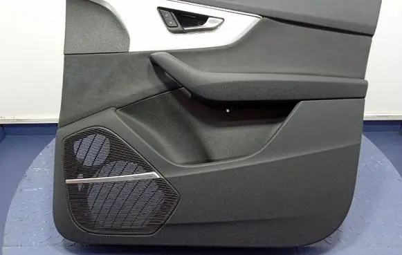 Audi Q7 4L Door card panel trim set 4M1867106L