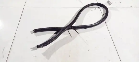 Audi A4 S4 B5 8D Rubber seal front coupe door 
