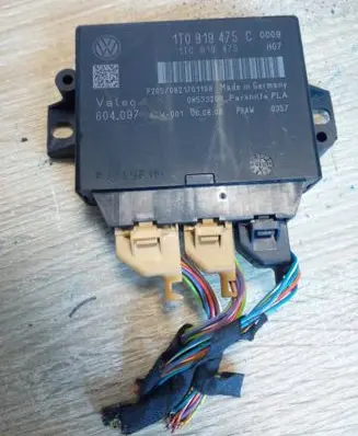 Volkswagen PASSAT B6 Parking PDC control unit/module 1T0919475C NE69014