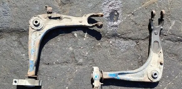 Peugeot 407 Front lower control arm/wishbone