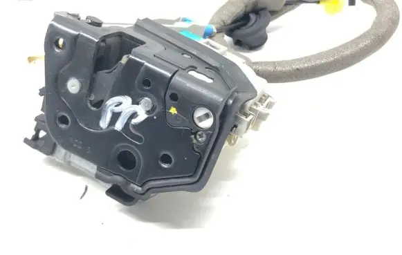 Audi Q3 8U Front door lock 8J1837016F