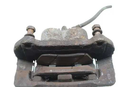 Hyundai Santa Fe Front brake caliper