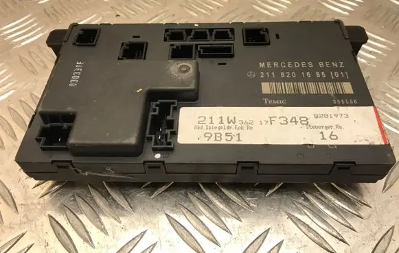 Mercedes-Benz E W211 Door control unit/module 211820168501 2118201685