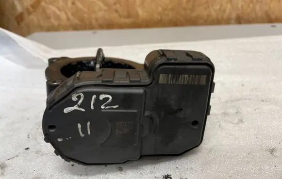 Mercedes-Benz E W212 Throttle valve A6510900370