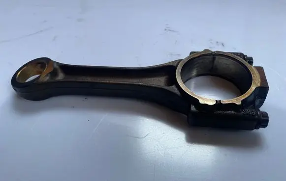 Volkswagen PASSAT B7 Connecting rod/conrod 03LA 89K