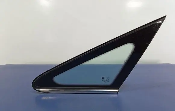 Opel Zafira B Front door vent window glass four-door 13123922