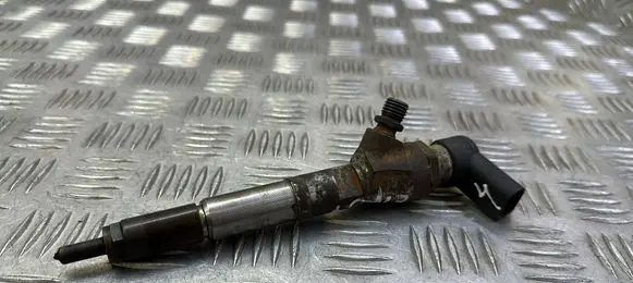 Fuel injector