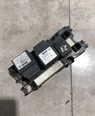 Lexus RX 330 - 350 - 400H Relay mounting block G382048010 G382048010F