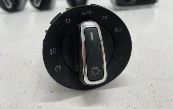 Skoda Superb B6 (3T) Light switch 3T0941431B