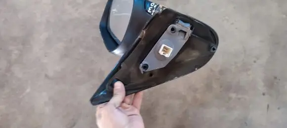 Mazda 2 Front door electric wing mirror