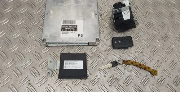 Engine ECU kit and lock set