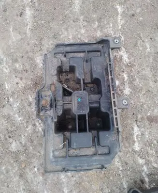 KIA Sorento Battery tray 