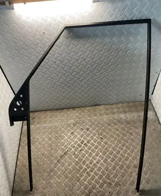 Land Rover Discovery Front door