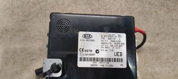 KIA Sportage Door central lock control unit/module 49188BS000