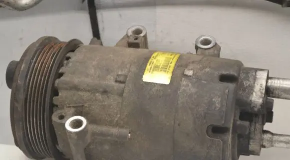 Ford Kuga I Air conditioning (A/C) compressor (pump) 3M5H19D629DF