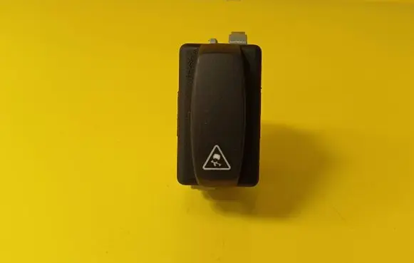 Renault Modus ESP (stability program) switch 107843B 2808201