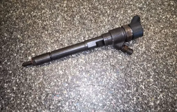 Hyundai Tucson LM Fuel injector 0445110258