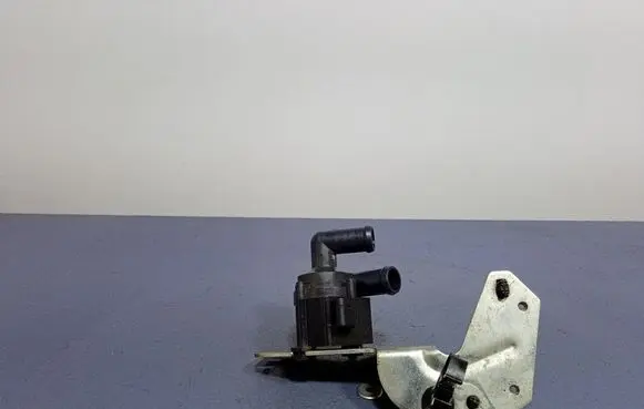 Volvo XC60 Water pump 31368042
