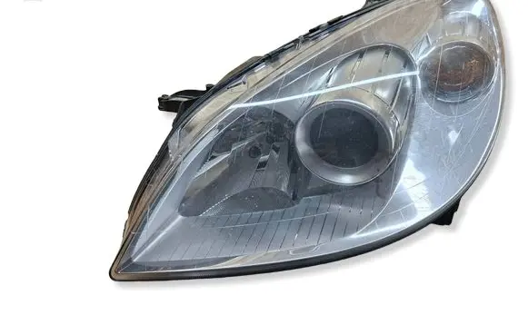 Mercedes-Benz B W245 Headlight/headlamp A1698207761 0301247201