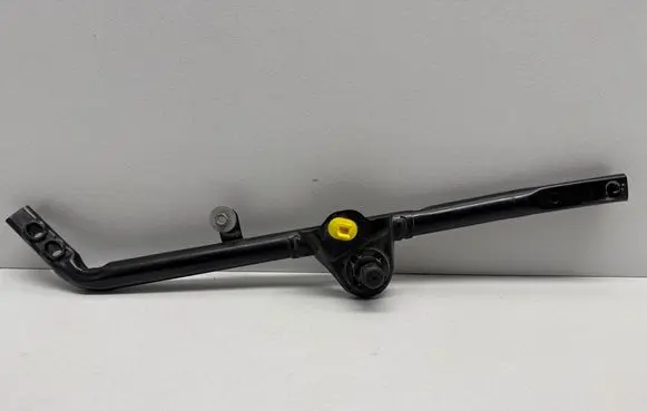 Chrysler Pacifica Radiator support slam panel bracket 68231356AB