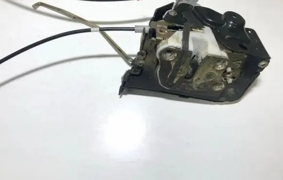 Mazda 6 Front door lock