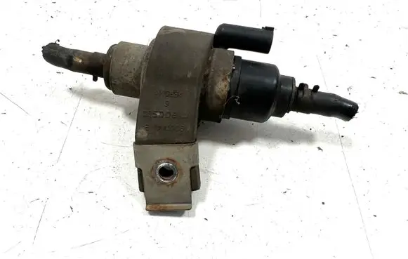 Land Rover Range Rover Sport L320 Webasto circulation pump for autonomous heater 9001441B