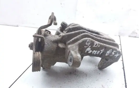 Volkswagen PASSAT B5.5 Rear brake caliper 