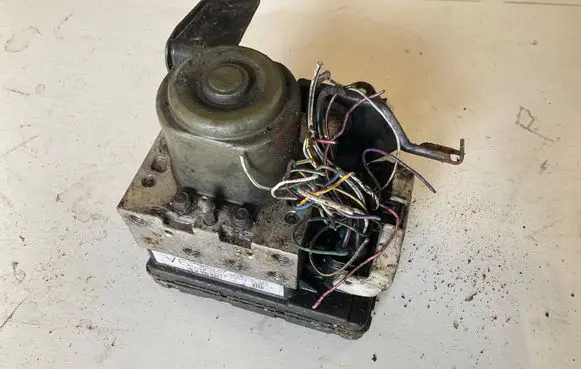 Toyota Corolla Verso E121 ABS Pump 8954144051 4451044051 L1720683