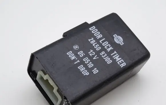Nissan Primera Door control unit/module 2845093J00