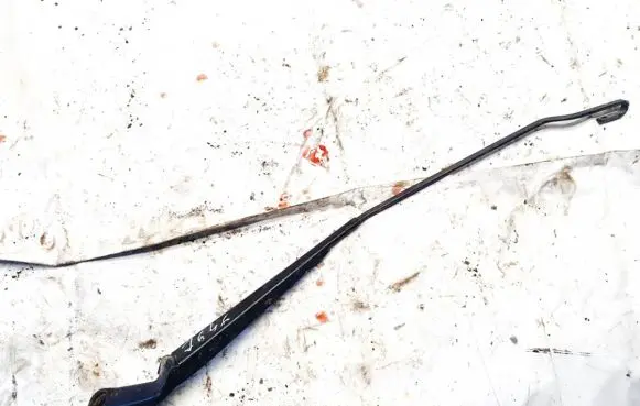 Audi A3 S3 8L Front wiper blade arm