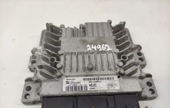 Ford Fiesta Engine control unit/module 8V2112A650EC