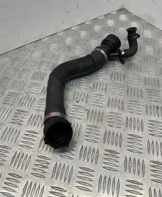 BMW 5 E60 E61 Engine coolant pipe/hose 7789742
