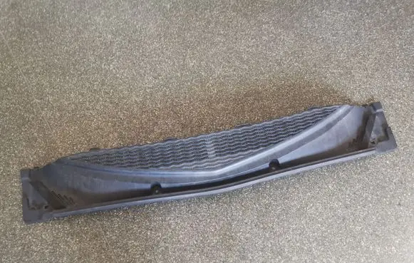 Renault Modus Wiper trim 8200213840