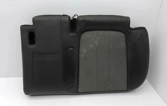 Rear seat