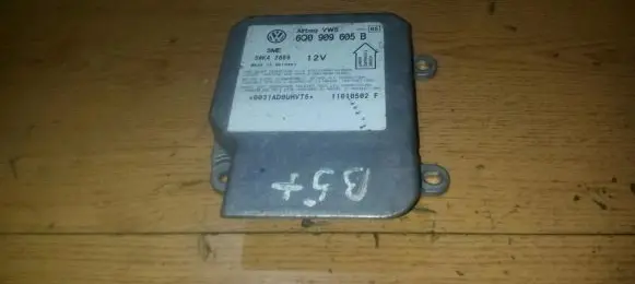 Volkswagen PASSAT B5.5 Airbag control unit/module 1C0909605b 5wk43122