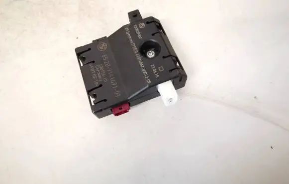 BMW 3 E90 E91 Antenna control unit 6520914149101 65.20914149101