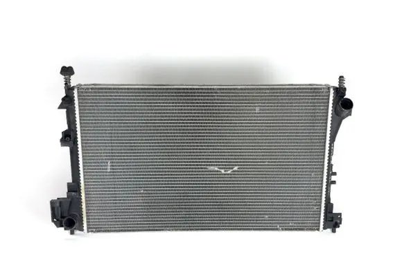 Opel Vectra C Coolant radiator 870824g 870824gd 24418343