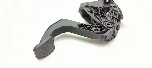 Mercedes-Benz Sprinter W907 W910 Clutch pedal A9072900000