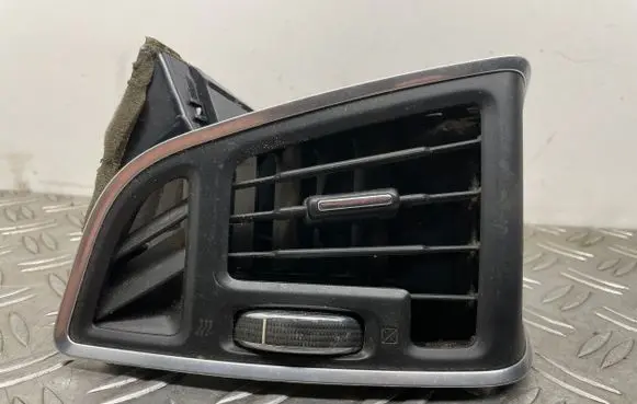 Ford C-MAX II Dashboard side air vent grill/cover trim 