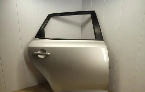KIA Ceed Rear door