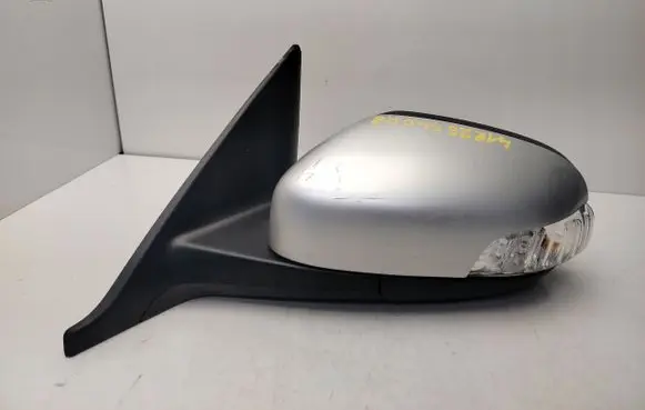 Volvo S40 Front door electric wing mirror 