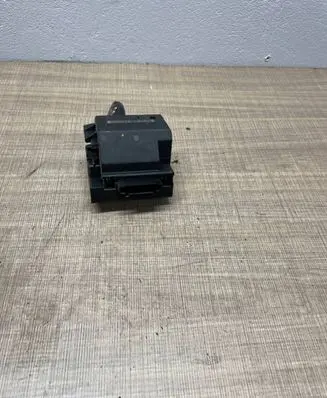 Mercedes-Benz E W211 Ignition lock 2115451408 33002209