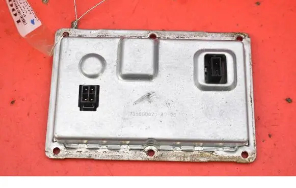 Volkswagen PASSAT B6 Voltage converter/converter module 3D0907391B