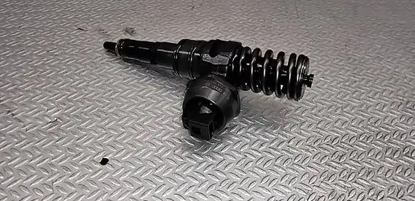 Audi A2 Fuel injector 045130073T