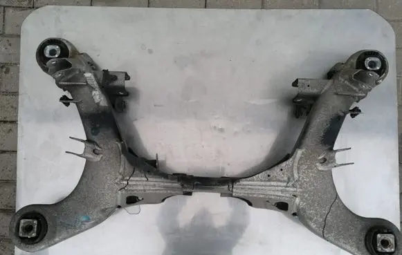 Mercedes-Benz E W211 Rear subframe 