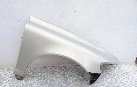 Volvo C70 Fender